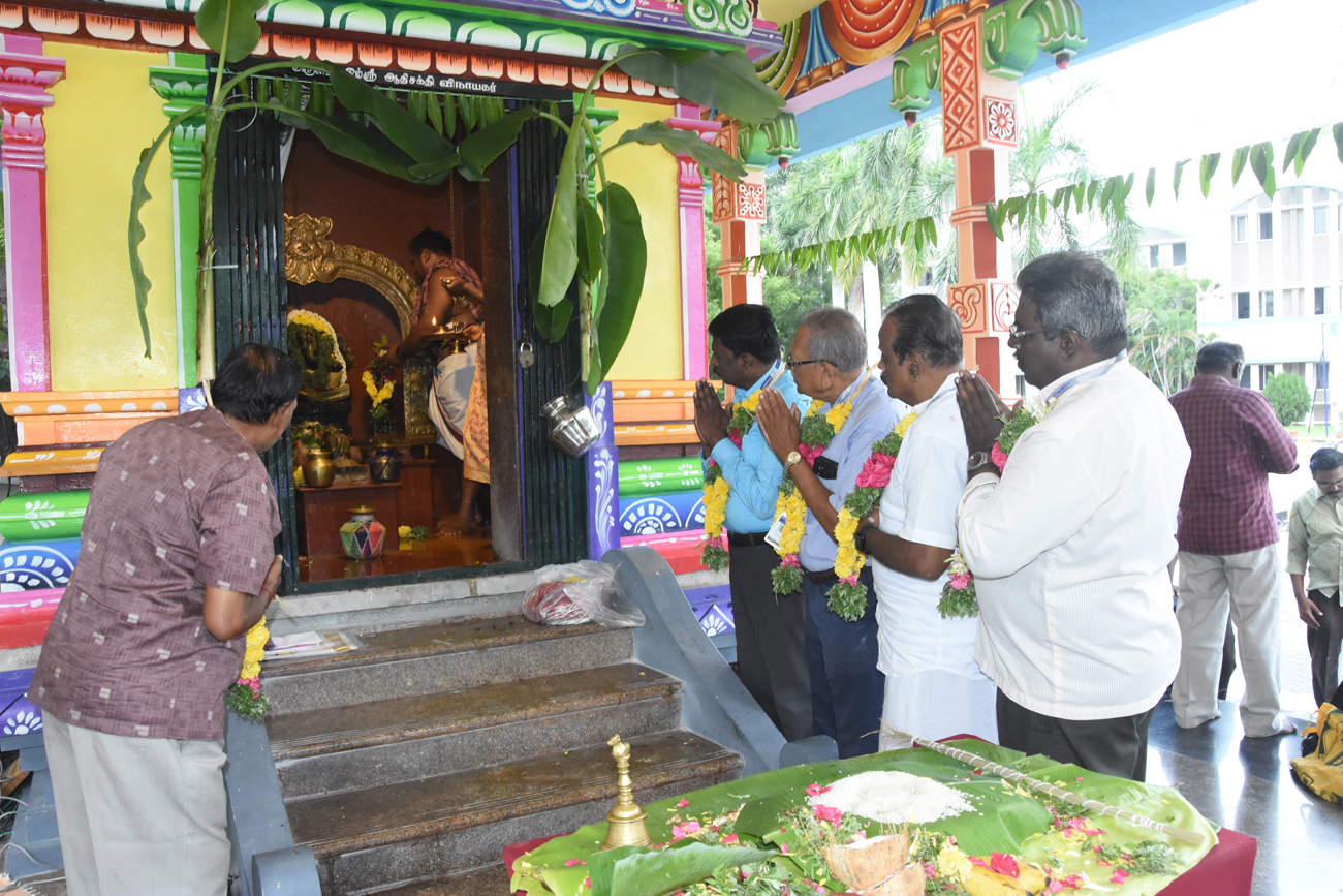 அருள்மிகு ஓம் ஸ்ரீ ஆதிசக்தி விநாயகர் திருக்கோவில்